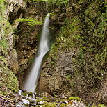 Image de la cascade du Brion entre Chzery Forens et Llex