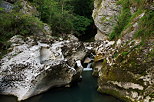 Paysage d't autour de la rivire du Fornant en Haute Savoie