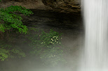 Dtail de la cascade de la Dorches et de ses embruns