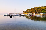 Photographie du port du Niel au lever du jour - Presqu'le de Giens