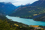 Photo au crpuscule du Lac de Serre Ponon