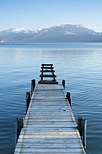 Image d'un ponton sur le lac d'Annecy à Annecy le Vieux