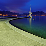 Photograph of Imperial beach on Annecy lake at the end of the day