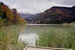 Photographie de l'automne à Bellevaux au bord du lac de Vallon