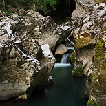 Photo of a little cascade in the rocks of Fornant river