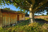 photo HDR d'un cabanon provenal dans le Massif des Maures