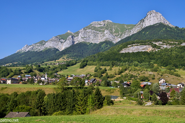 Photographie d'un paysage du Massif des Bauges autour du village de la Compôte