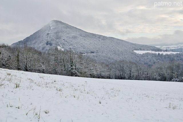 Image du Mont de Musiège sous la neige