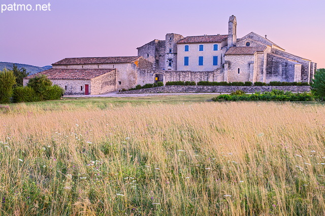 Photo du prieuré de Salagon à Mane dans les Alpes de Haute Provence
