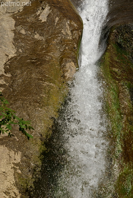 Closeup image of a detail of Dard waterfall