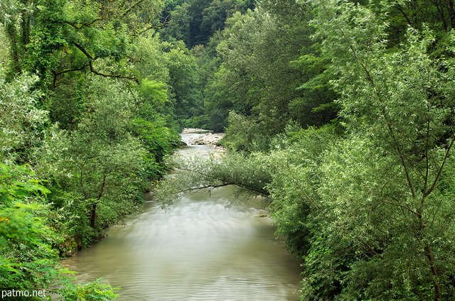 Photo of Usses river in summer near Musieges