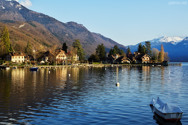 Image of springtime on Annecy lake in Talloires bay