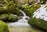 Image de cascades de fin d'hiver dans les ruisseaux de Septmoncel - Jura