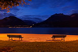Image du crépuscule au bord du lac d'Annecy à Saint Jorioz